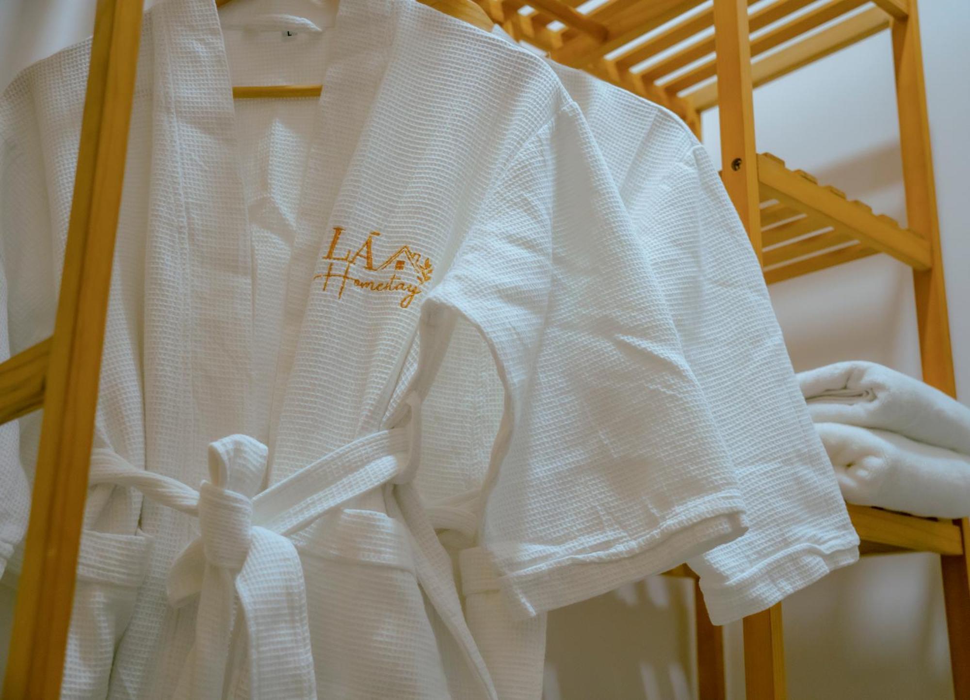 La Homestay ลองซเวียน ภายนอก รูปภาพ