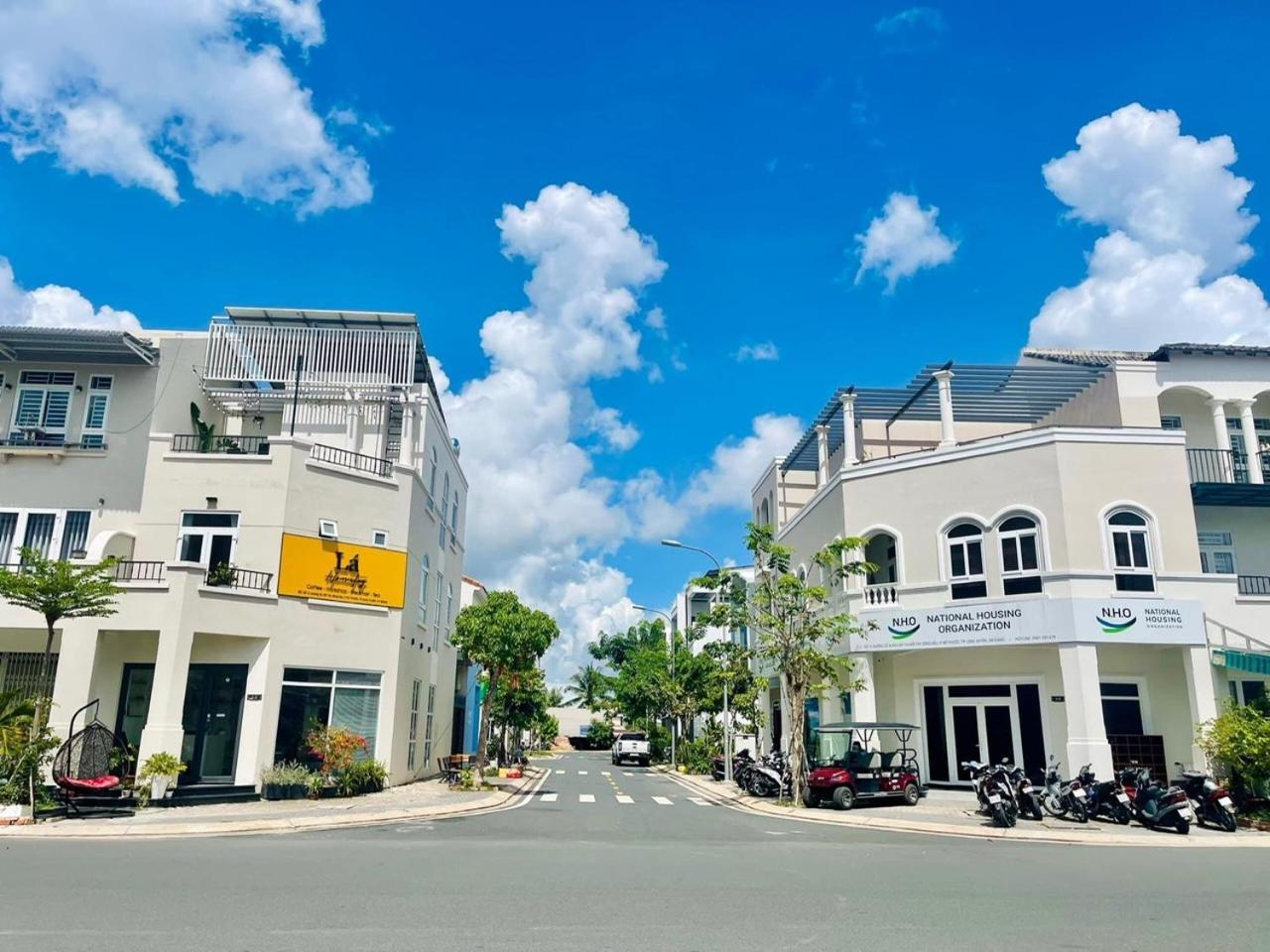 La Homestay ลองซเวียน ภายนอก รูปภาพ